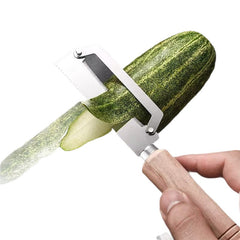 ✅Kup 1, drugi gratis (2 sztuki) 🧅🔪 Wielofunkcyjna obieraczka kuchenna: obiera, kroi warzywa, otwiera butelki! 🔥